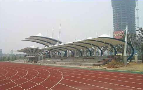 体育场钢结构雨棚